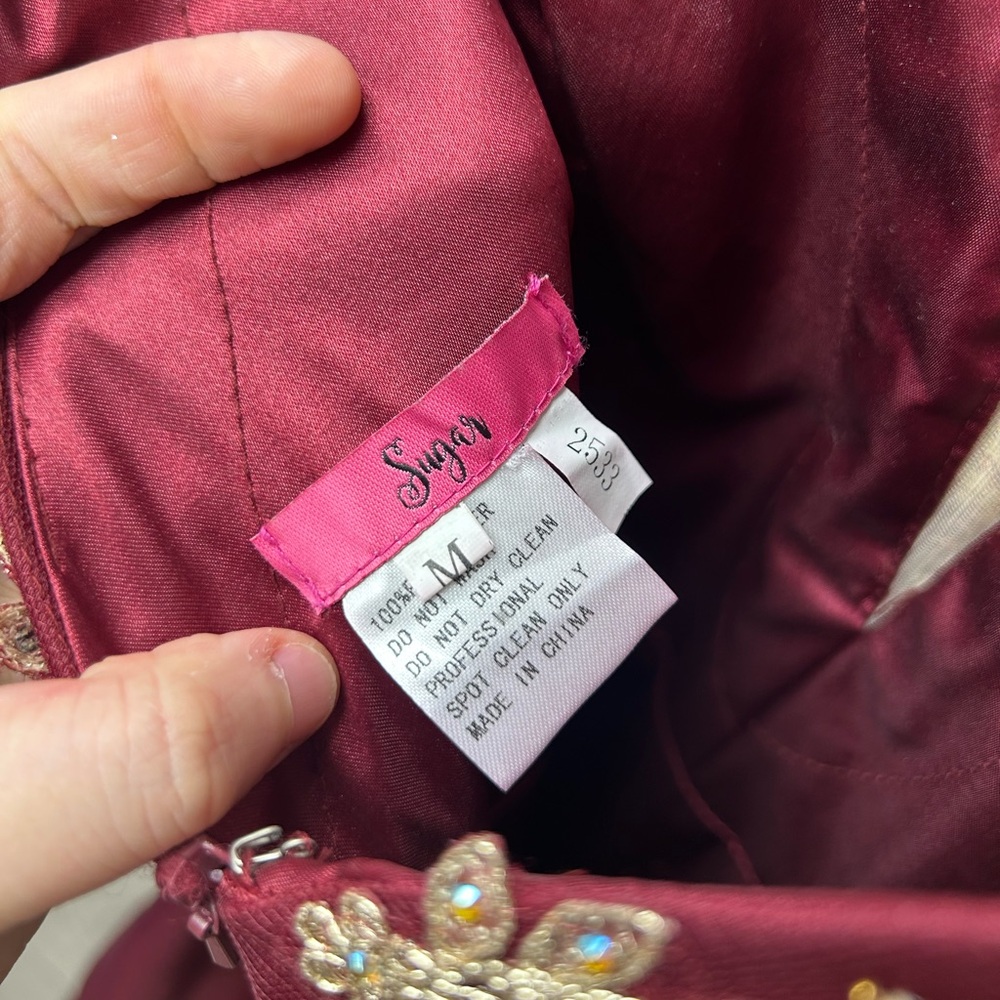 Sugar Burgundy‎ & Gold Embroidered Ball Gown Size M (Formal/Prom) - Picture 7 of 8
